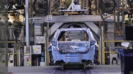 Primeiras unidades de teste do Jeep Avenger passam pelas linhas de Porto Real (RJ) (VIDEO)