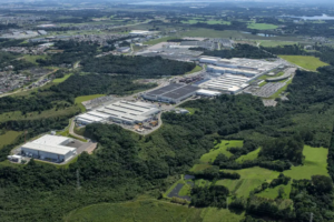 Geely compra 26,4% da Renault Brasil e vai produzir carros no Paraná
